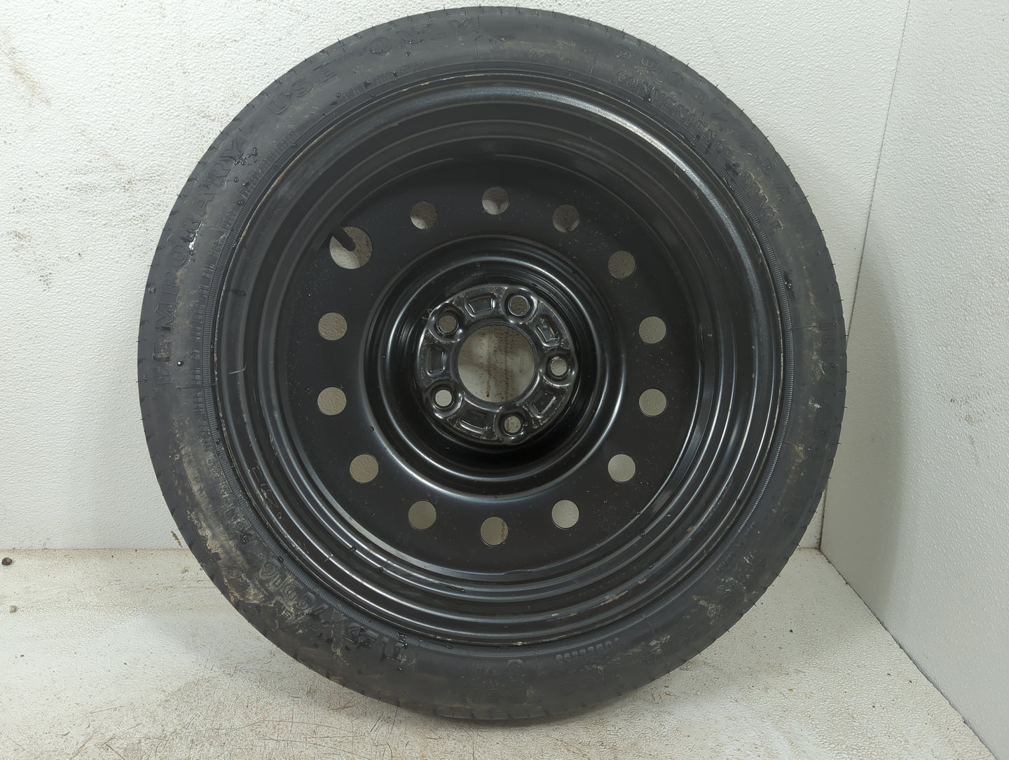 2004-2008 Pontiac Grand Prix Spare Donut Tire Wheel Rim Oem 1253305 - Oemusedautoparts1.com