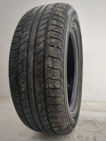 compare product Used Tire 225/60R16 SUMMIT ULTRAMAX A/S 96H - Tread Depth 10/32