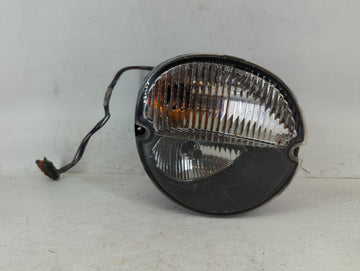 2004 Pontiac Grand Prix Passenger Right Oem Head Light Headlight Lamp - Oemusedautoparts1.com