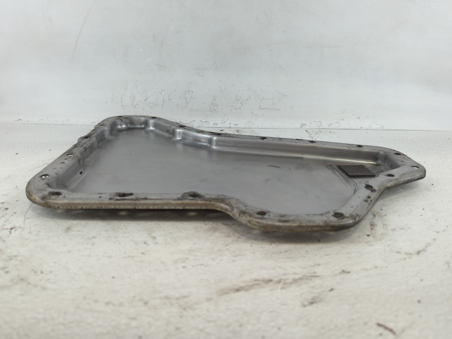 2005-2008 Pontiac Grand Prix Engine Oil Pan Fits Fits 2005 2006 2007 2008 2009 OEM Used Auto Parts - Oemusedautoparts1.com