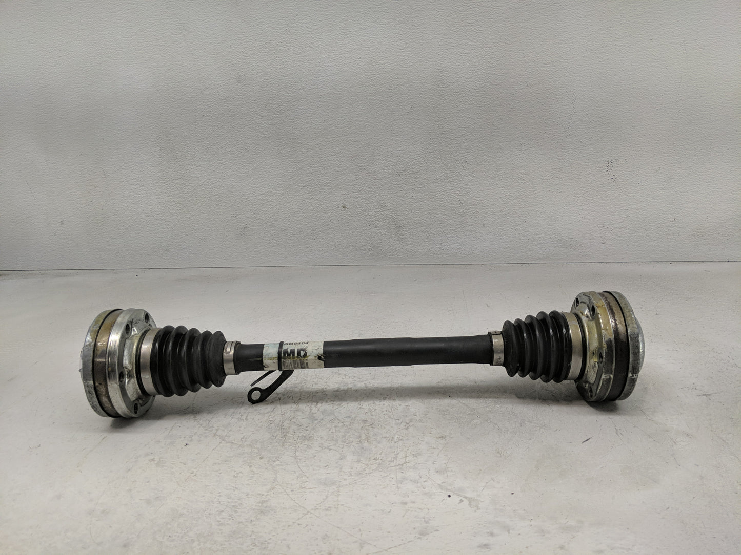 2005-2006 Pontiac Gto Axle Shaft Front Driver Cv C/v - Oemusedautoparts1.com