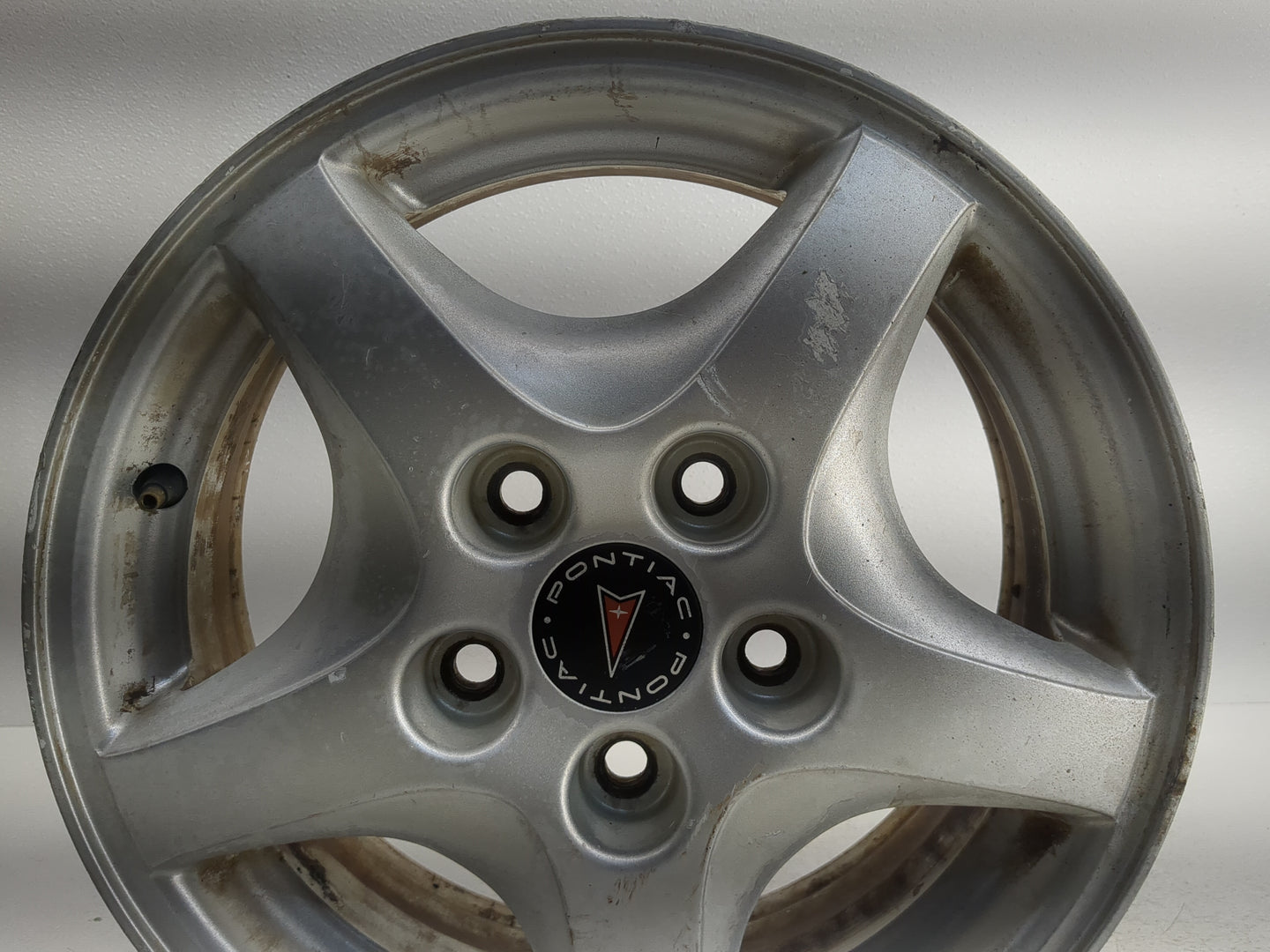 1999-2005 Pontiac Montana Oem Wheel Rim 1229165 - Oemusedautoparts1.com