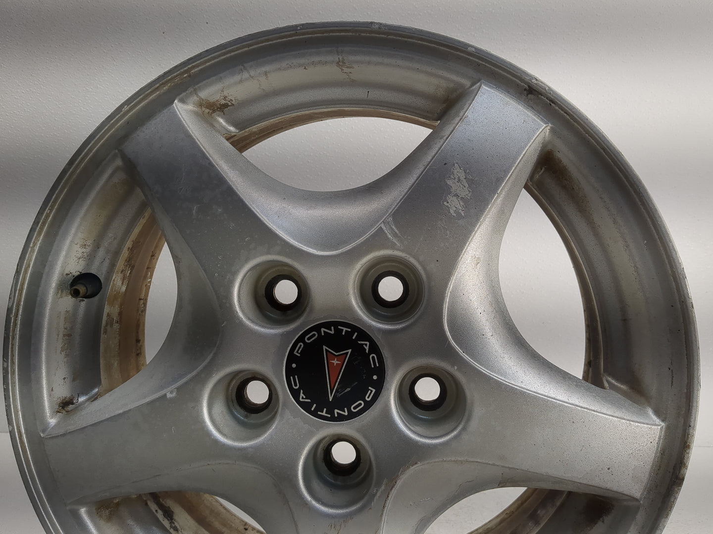 1999-2005 Pontiac Montana Oem Wheel Rim 1229165 - Oemusedautoparts1.com