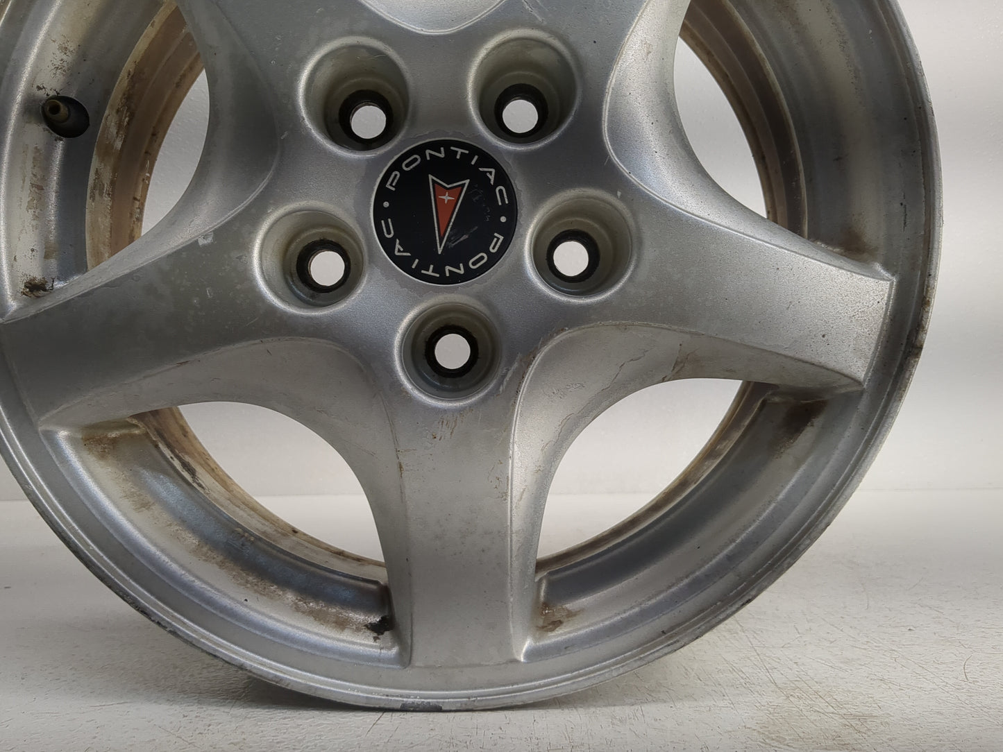 1999-2005 Pontiac Montana Oem Wheel Rim 1229165 - Oemusedautoparts1.com