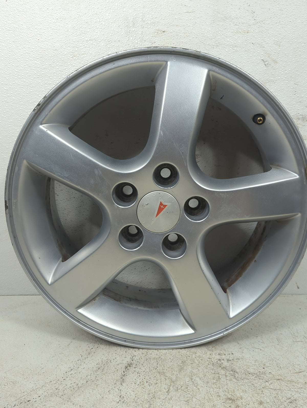 2005 Pontiac Montana Oem Wheel Rim 5033367 - Oemusedautoparts1.com