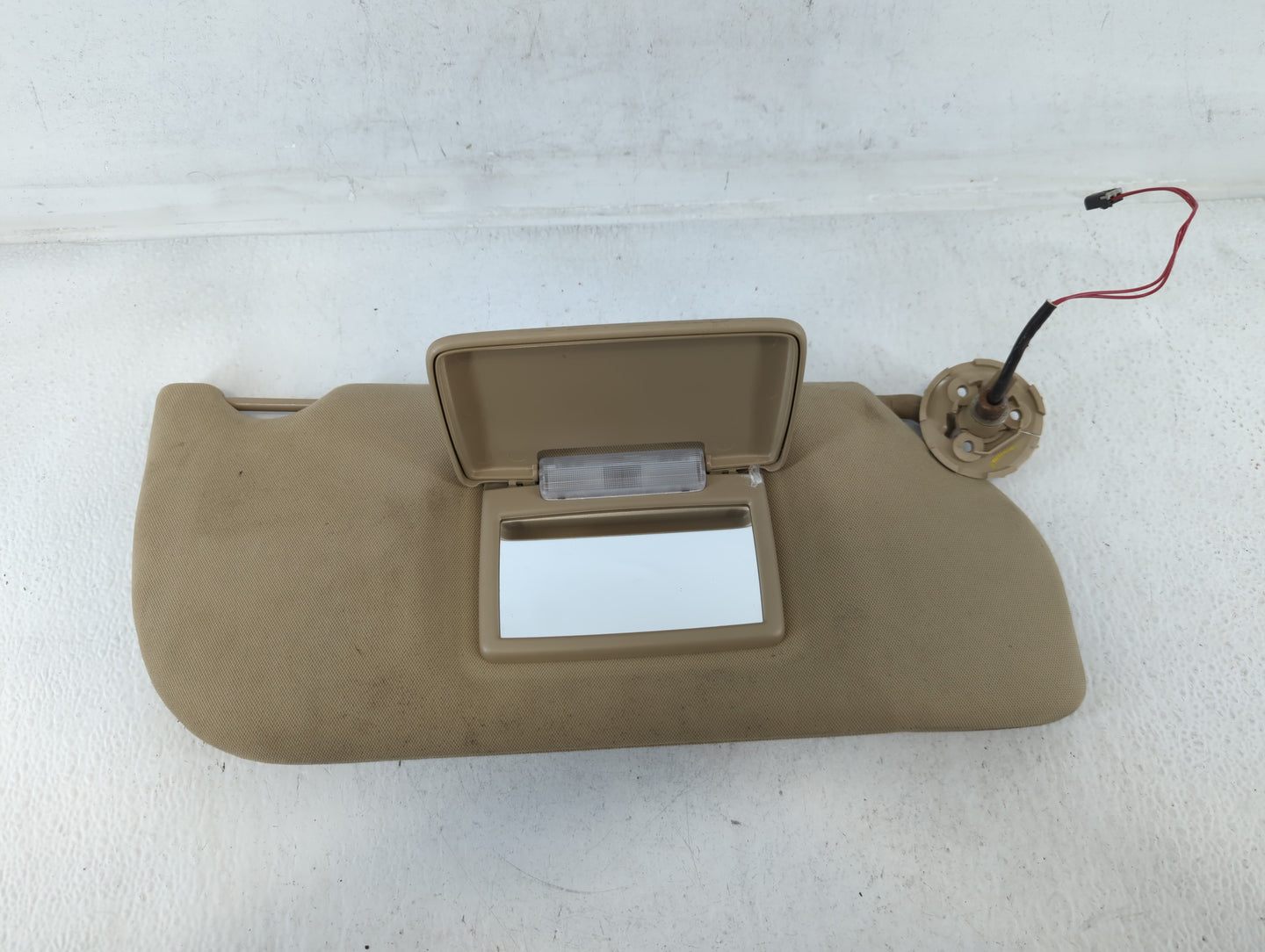 2005-2009 Pontiac Montana Sun Visor Shade Replacement Passenger Right Mirror Fits Fits 2005 2006 2007 2008 2009 OEM Used Aut