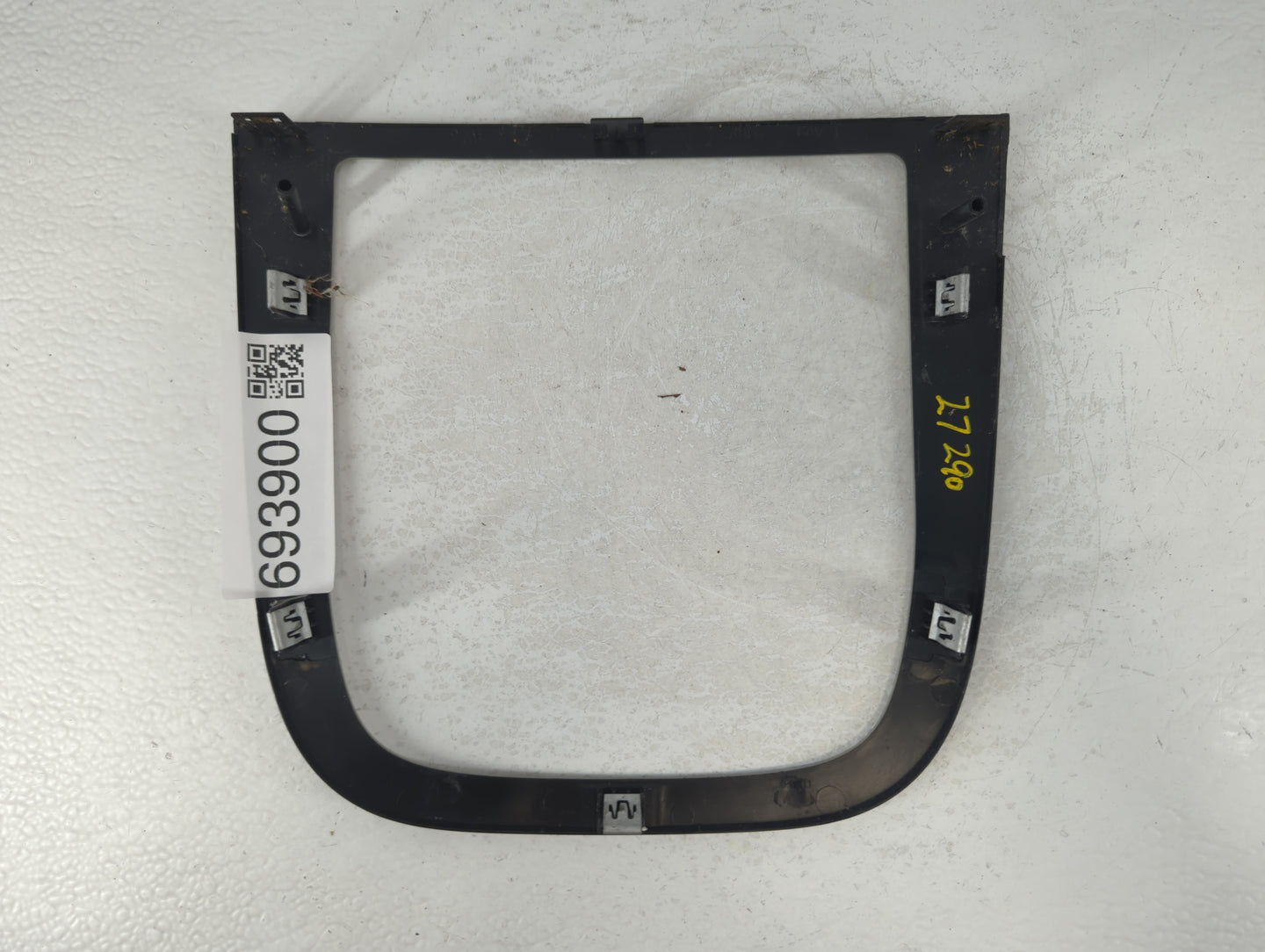 2005 Pontiac Montana Radio Climate Panel Bezel - Oemusedautoparts1.com