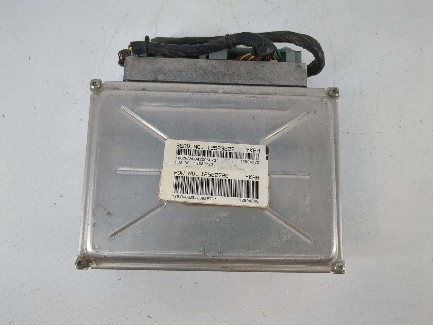 2003-2005 Pontiac Montana PCM Engine Control Computer ECU ECM PCU OEM Fits Fits 2003 2004 2005 OEM Used Auto Parts - Oemused