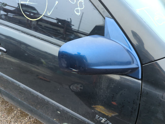 2005-2008 Pontiac Vibe Passenger Side View Mirror - Right Door Mirror OEM Used - Oemusedautoparts1.com