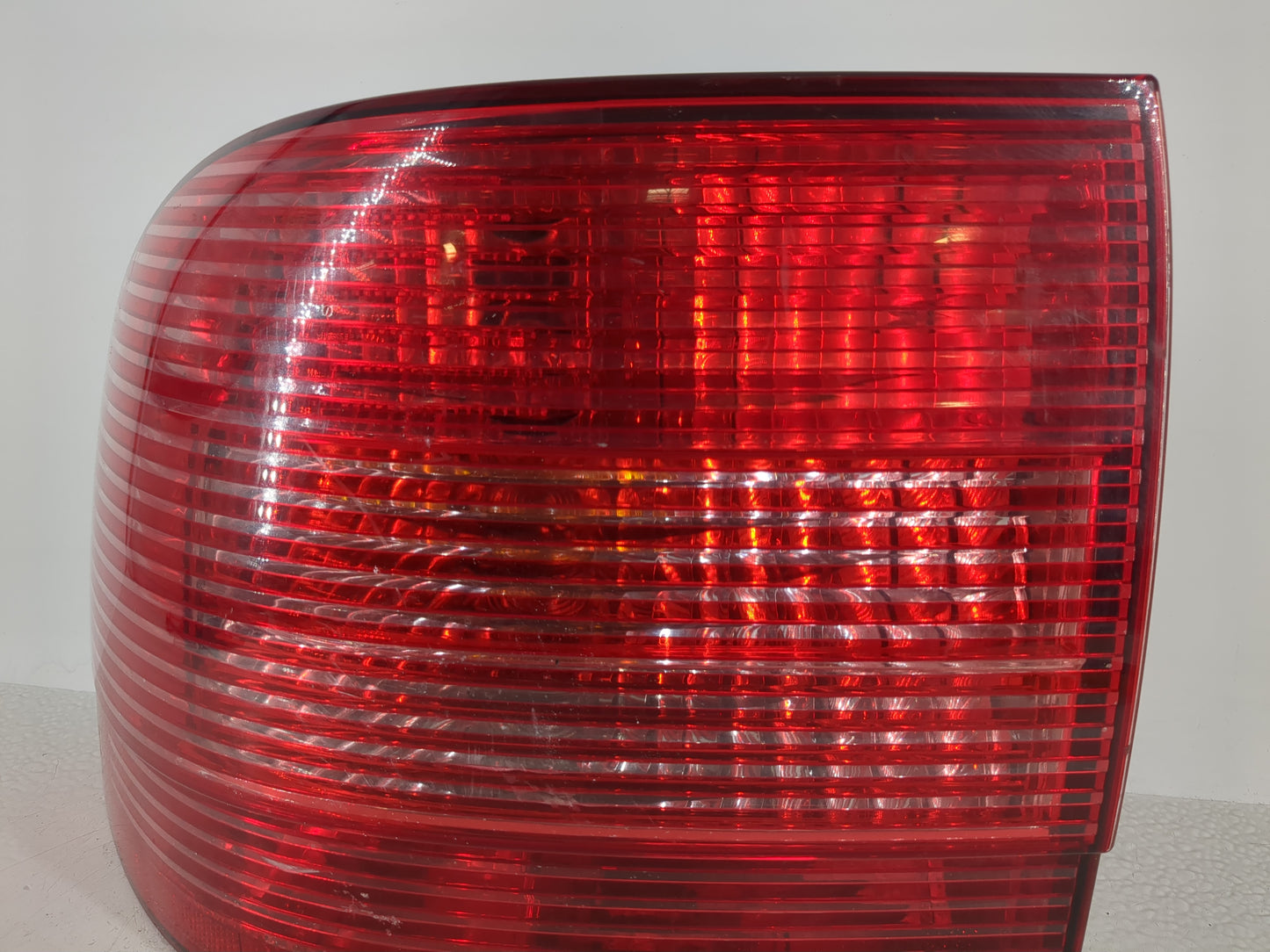 2003-2006 Porsche Cayenne Tail Light Assembly Driver Left OEM Fits Fits 2003 2004 2005 2006 OEM Used Auto Parts - Oemusedaut