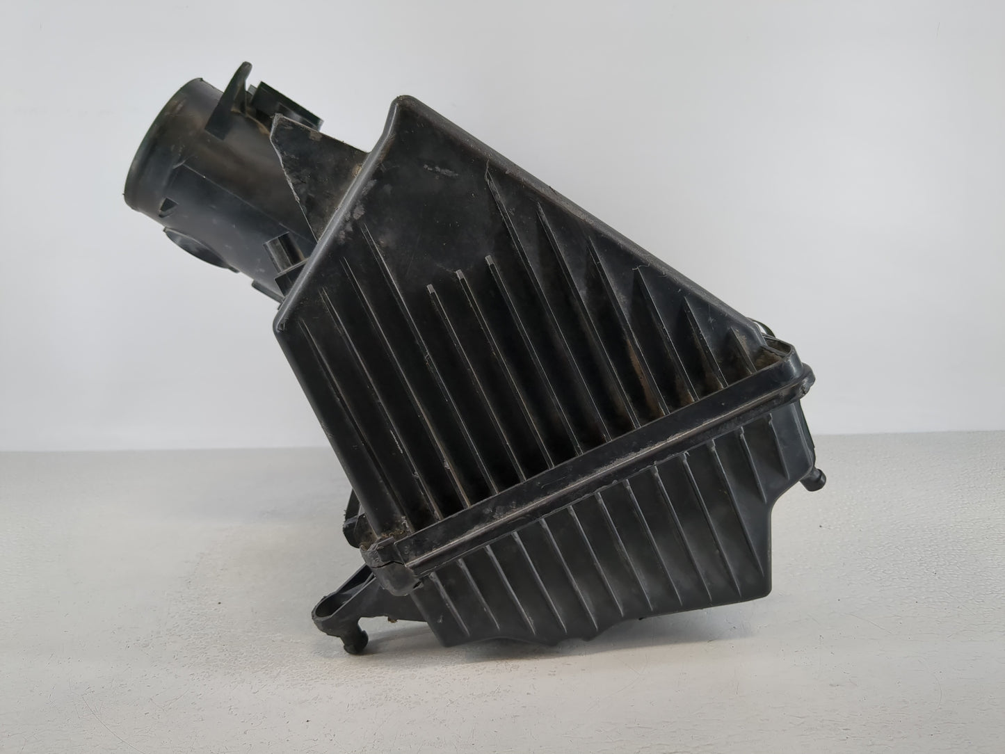 2005 Porsche Cayenne Air Cleaner Intake-duct Hose Tube - Oemusedautoparts1.com