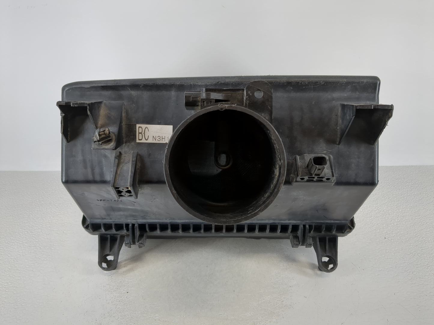 2005 Porsche Cayenne Air Cleaner Intake-duct Hose Tube - Oemusedautoparts1.com
