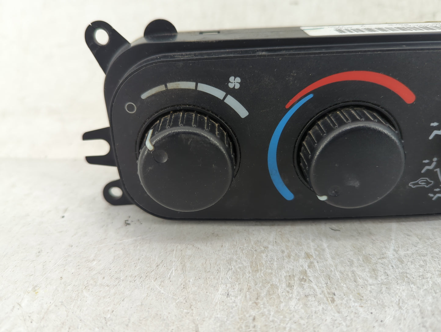 2005 Ram 1500 Climate Control Module Temperature AC/Heater Replacement P/N:P55056321AD Fits Fits 2003 2004 OEM Used Auto Par