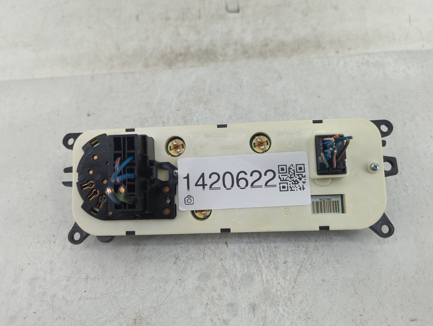 2005 Ram 1500 Climate Control Module Temperature AC/Heater Replacement P/N:P55056321AD Fits Fits 2003 2004 OEM Used Auto Par