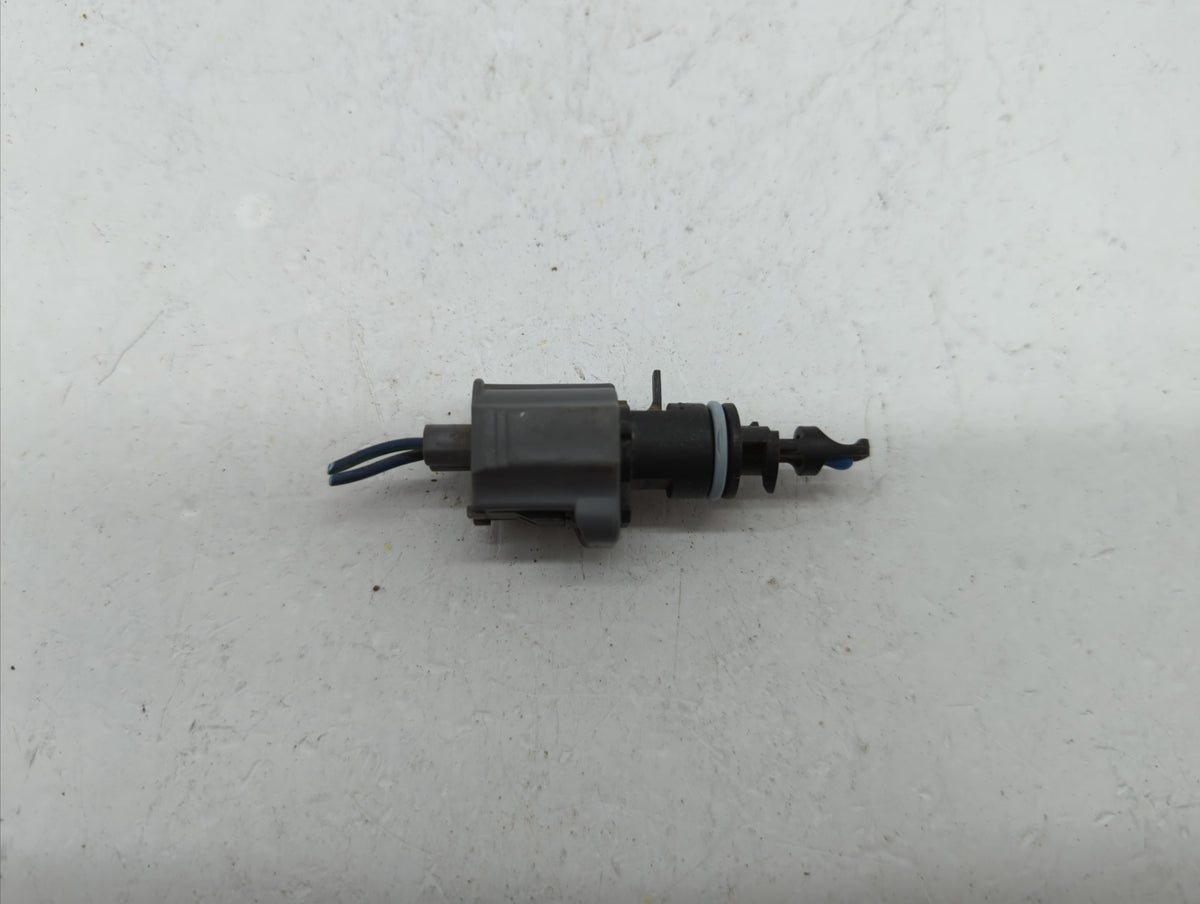 2005 Ram 1500 Mass Air Flow Meter Maf Sensor - Oemusedautoparts1.com