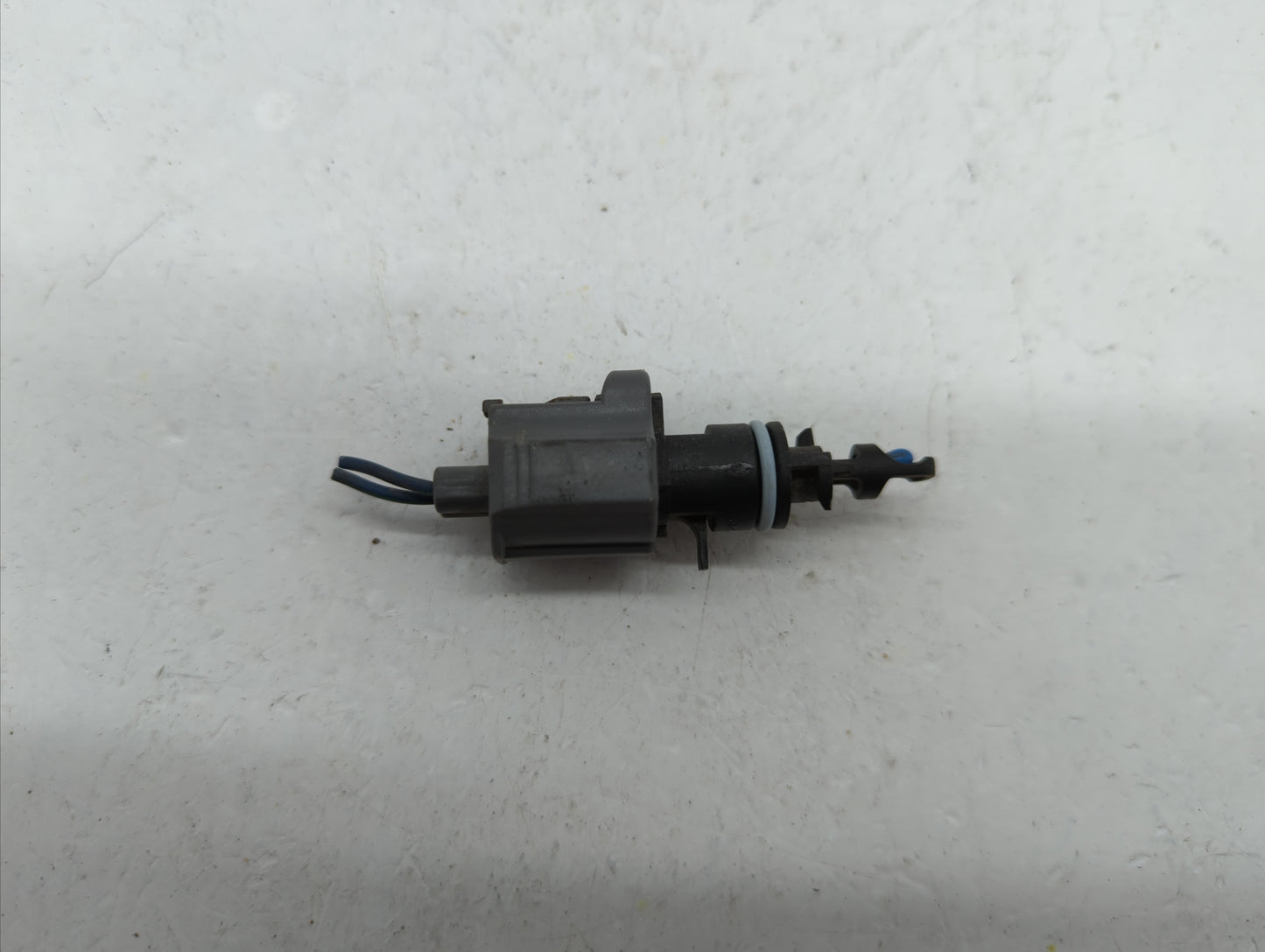 2005 Ram 1500 Mass Air Flow Meter Maf - Oemusedautoparts1.com