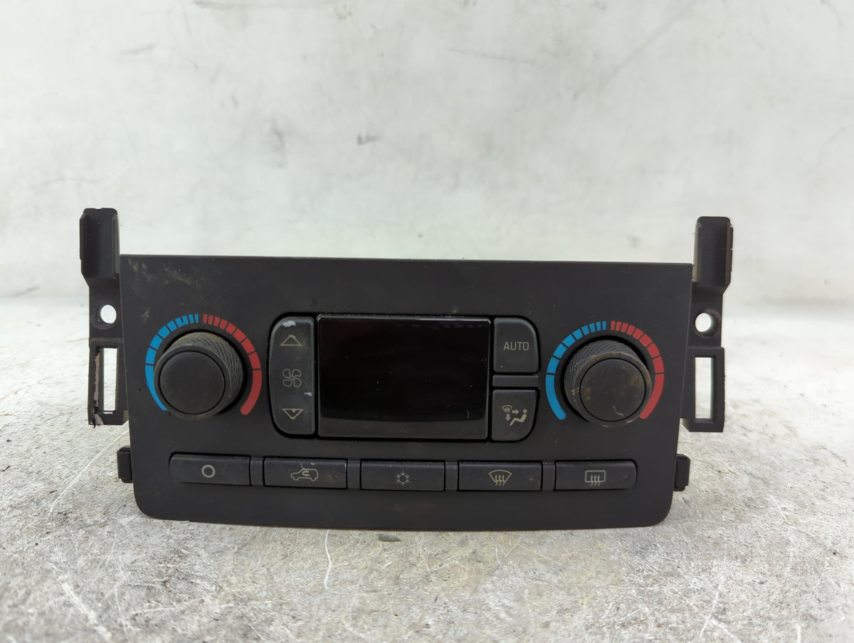 2005 Saab 9-7x Climate Control Module Temperature AC/Heater Replacement P/N:15285925 Fits OEM Used Auto Parts - Oemusedautop