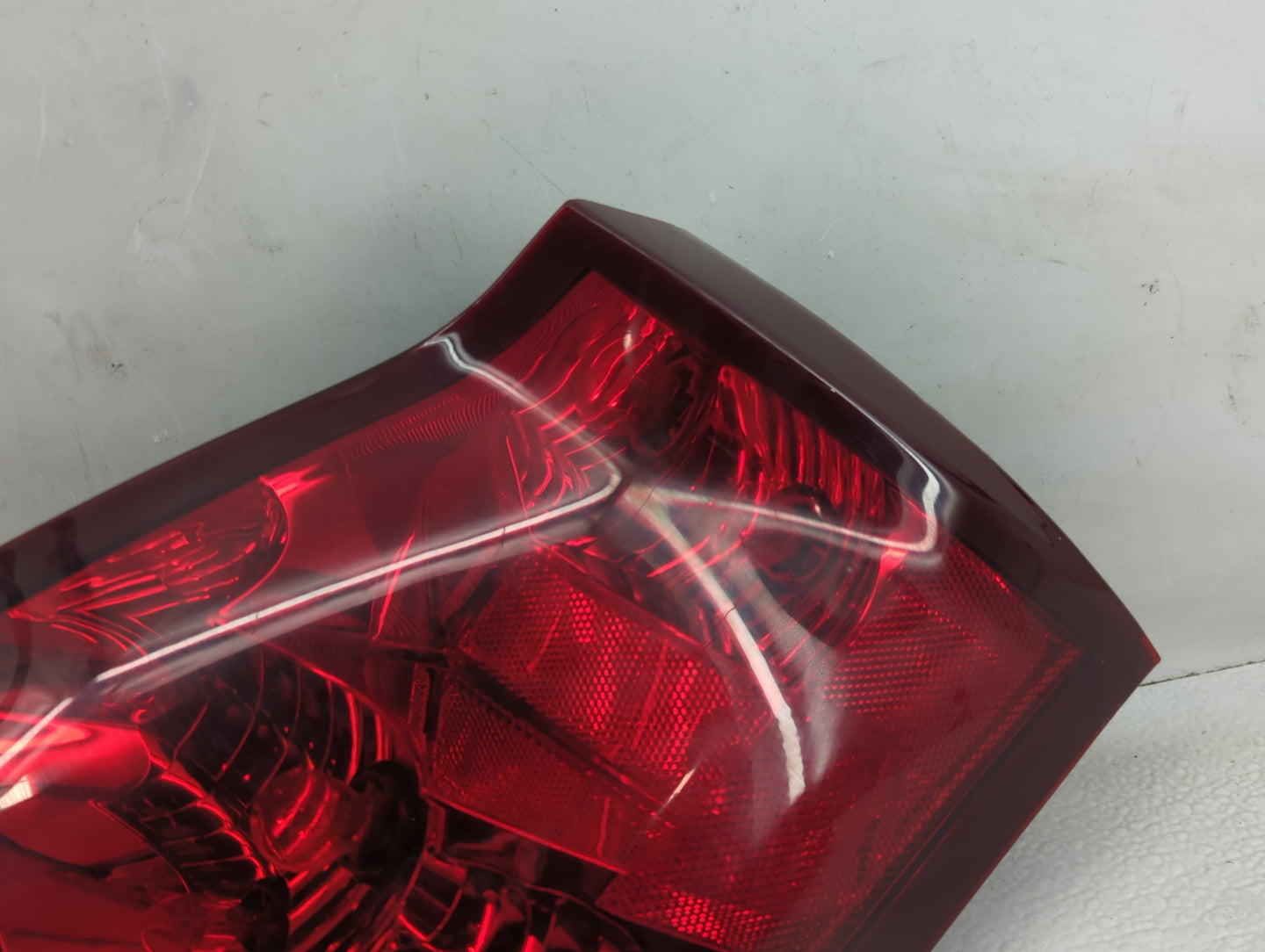 2003-2007 Saturn Ion Tail Light Assembly Passenger Right OEM P/N:22723025 Fits Fits 2003 2004 2005 2006 2007 OEM Used Auto P