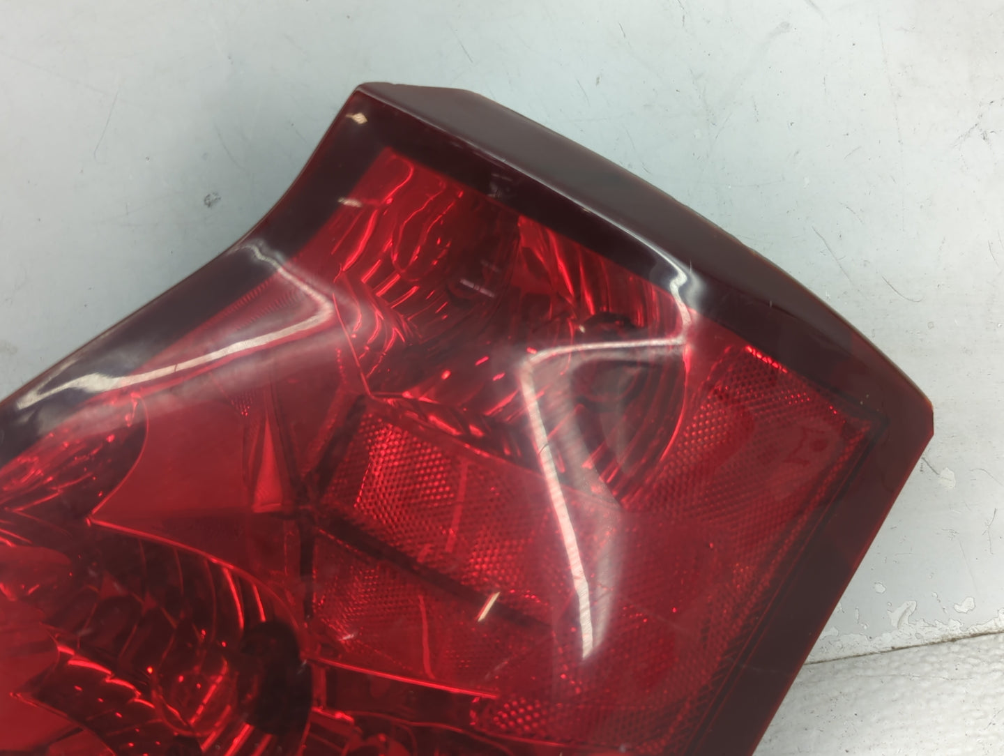 2003-2007 Saturn Ion Tail Light Assembly Passenger Right OEM P/N:22723025 Fits Fits 2003 2004 2005 2006 2007 OEM Used Auto P