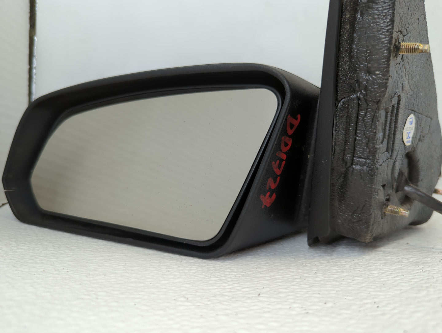 2005-2007 Saturn Ion Driver Left Side View Manual Door Mirror Black - Oemusedautoparts1.com