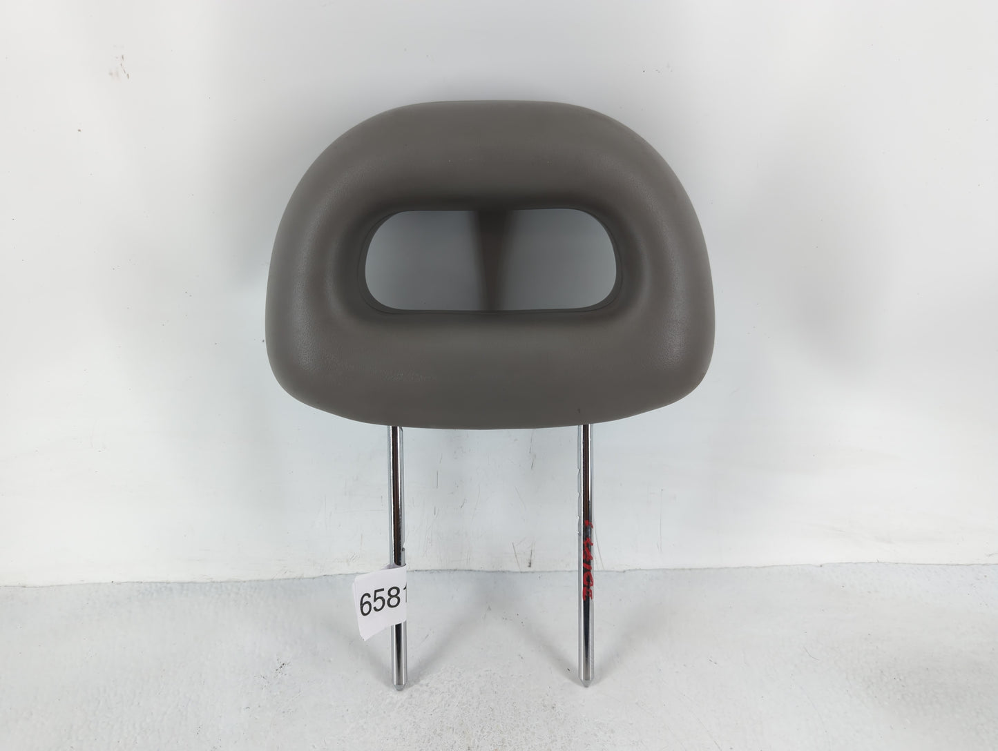 2005-2007 Saturn Ion Headrest Head Rest Front Driver Passenger Seat Fits Fits 2005 2006 2007 OEM Used Auto Parts - Oemusedau
