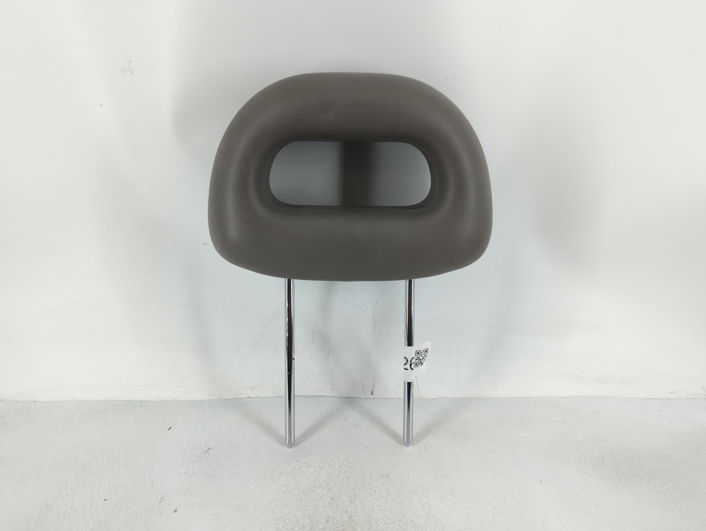 2005-2007 Saturn Ion Headrest Head Rest Front Driver Passenger Seat Fits Fits 2005 2006 2007 OEM Used Auto Parts - Oemusedau