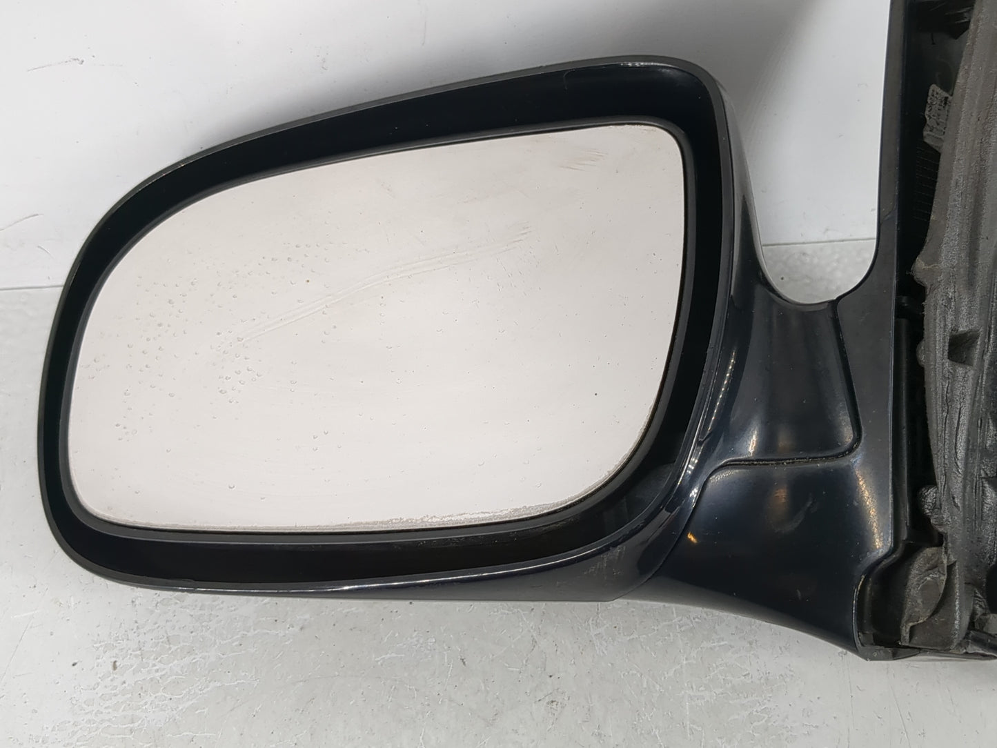 2005-2007 Saturn Relay Driver Side View Mirror - Left Door Mirror OEM Used - Oemusedautoparts1.com