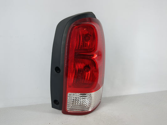 2005 Saturn Relay Tail Light Assembly Passenger Right OEM Fits OEM Used Auto Parts - Oemusedautoparts1.com