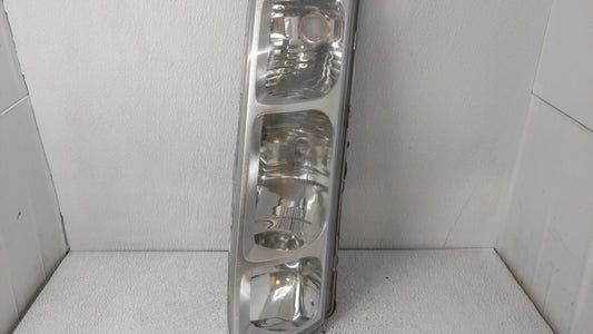 2005-2005 Saturn Vue Passenger Right Oem Head Light Headlight Lamp - Oemusedautoparts1.com