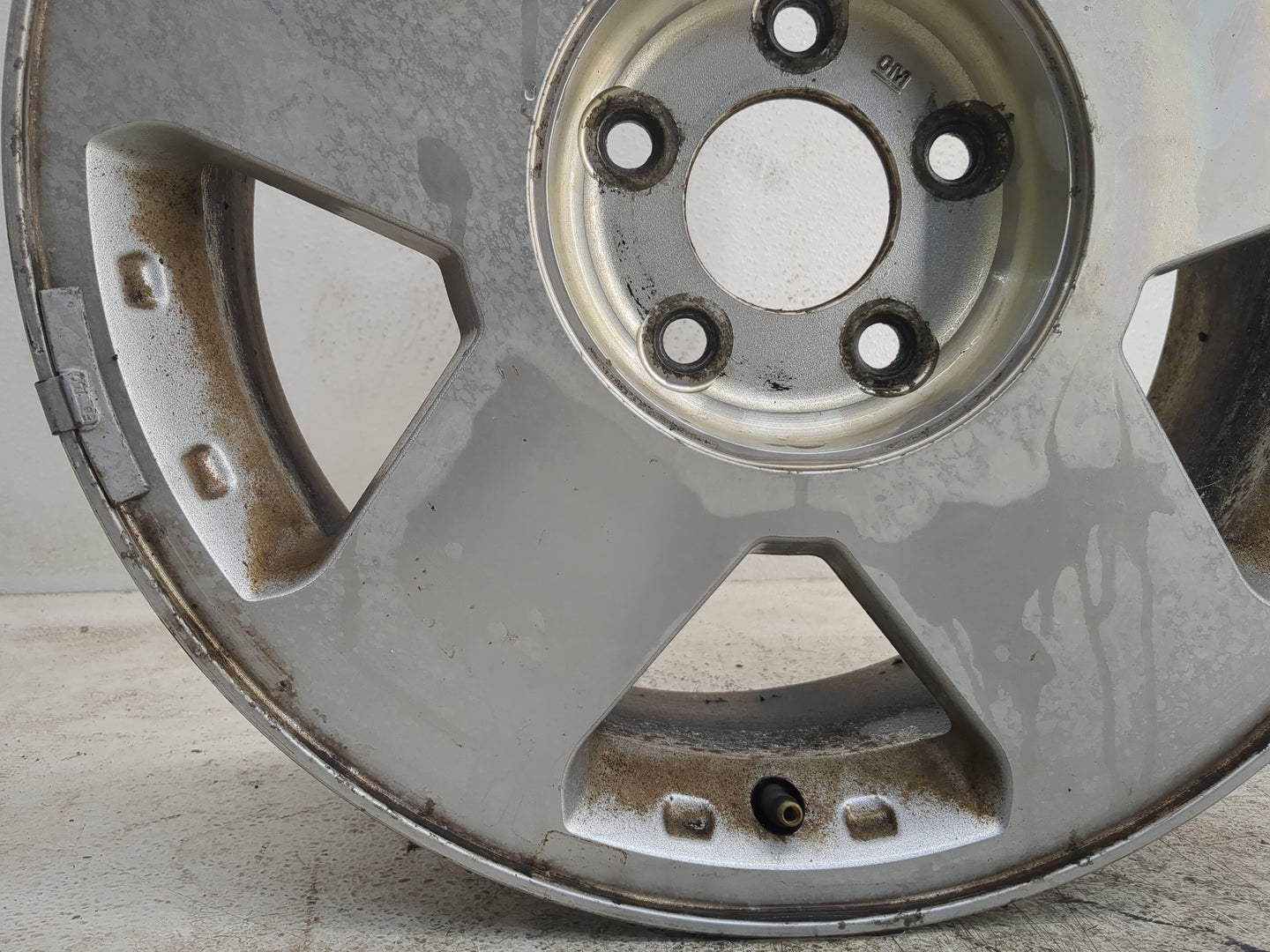 2004-2007 Saturn Vue Oem Wheel Rim 1166134 - Oemusedautoparts1.com