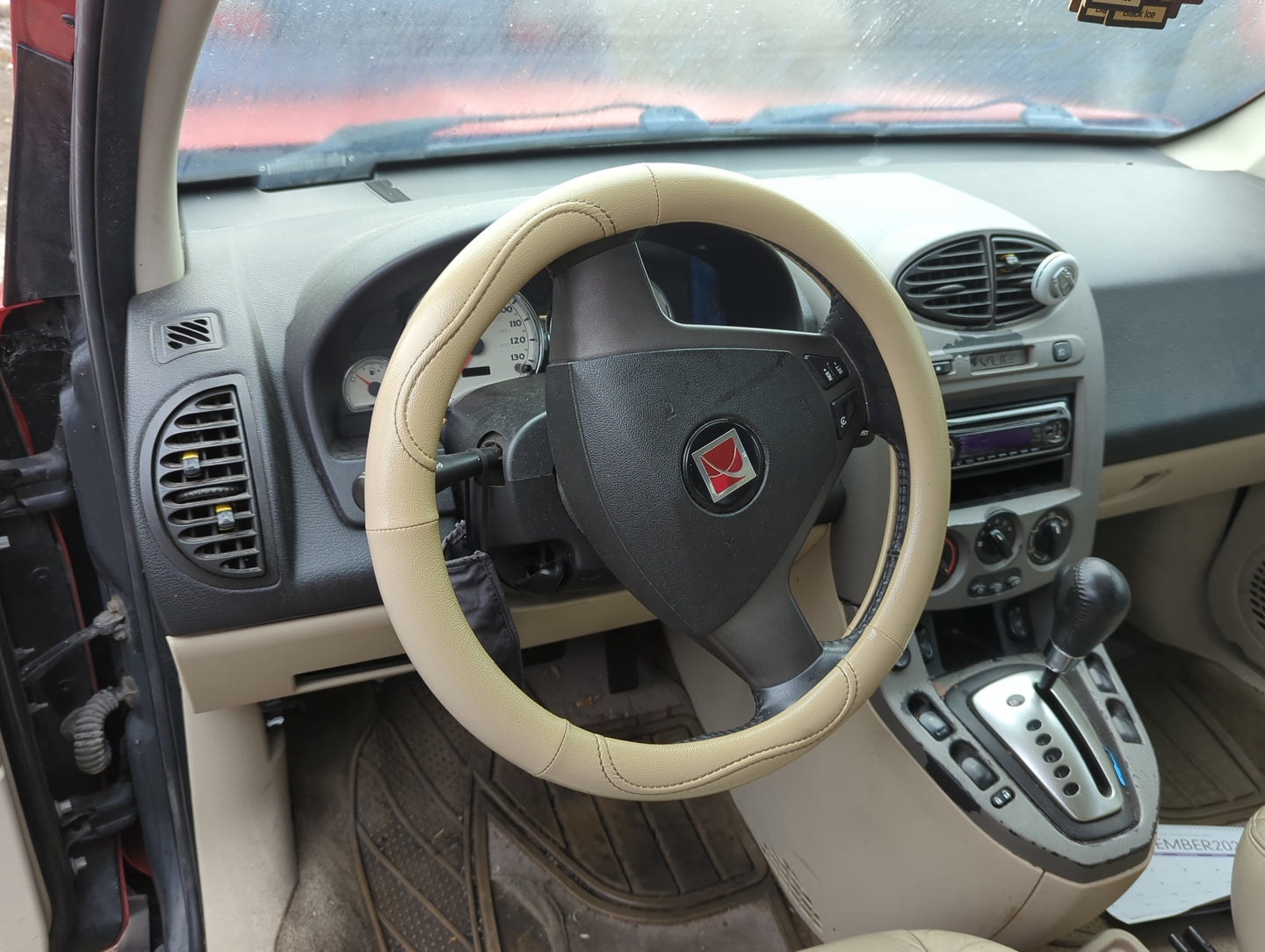 2005-2005 Saturn Vue Air Bag Driver Left Steering Wheel Mounted - Oemusedautoparts1.com
