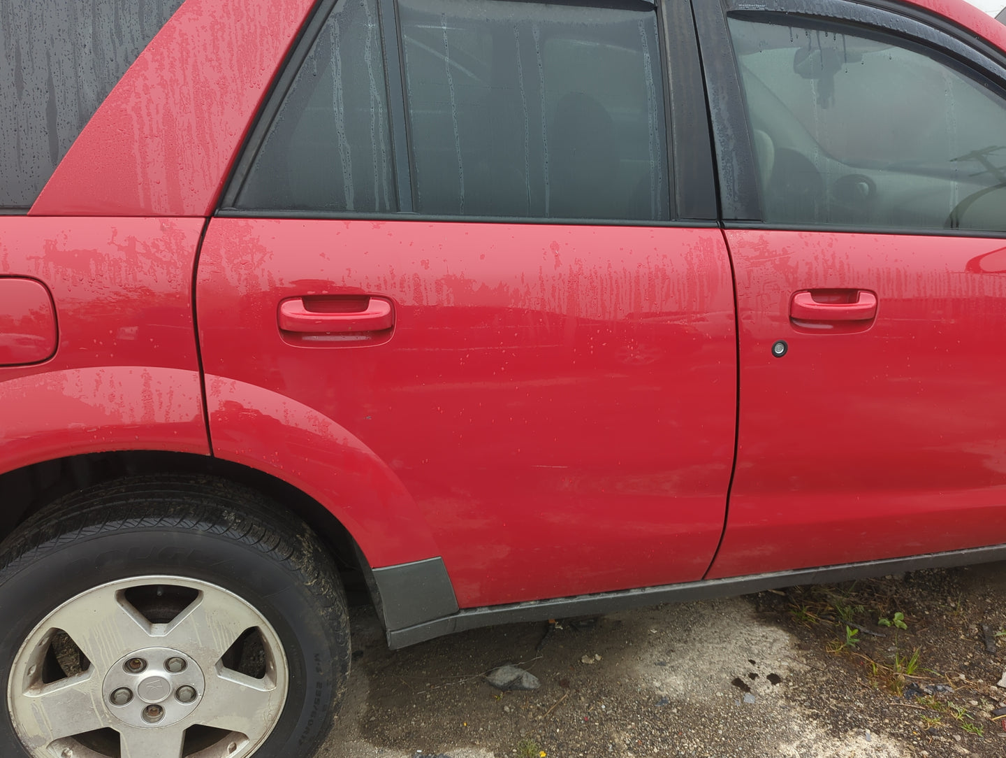 2005-2005 Saturn Vue Passenger Rear Door Oem - Oemusedautoparts1.com