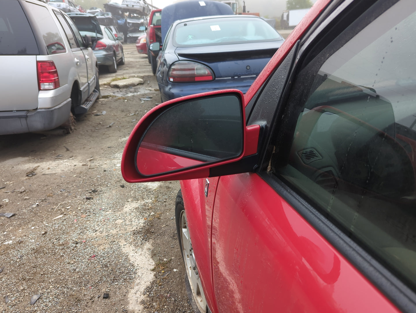 2004-2007 Saturn Vue Driver Side View Mirror - Left Door Mirror OEM Used - Oemusedautoparts1.com