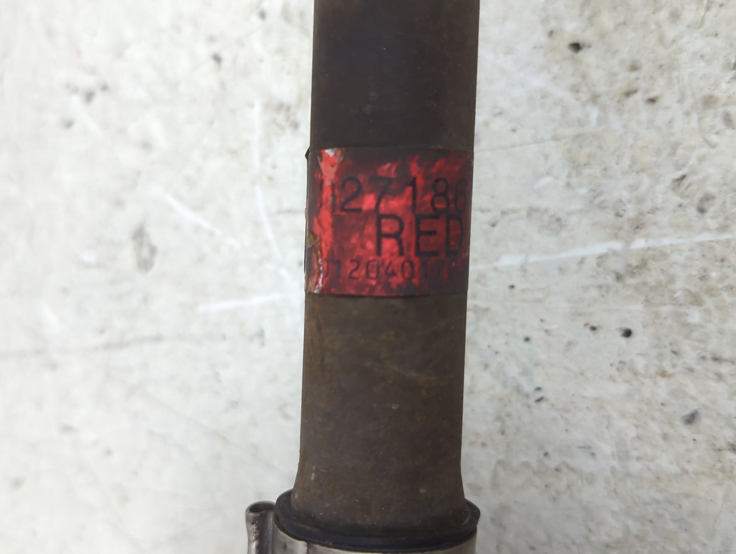 2002-2005 Saturn Vue Axle Shaft Front Passenger Cv C/v - Oemusedautoparts1.com