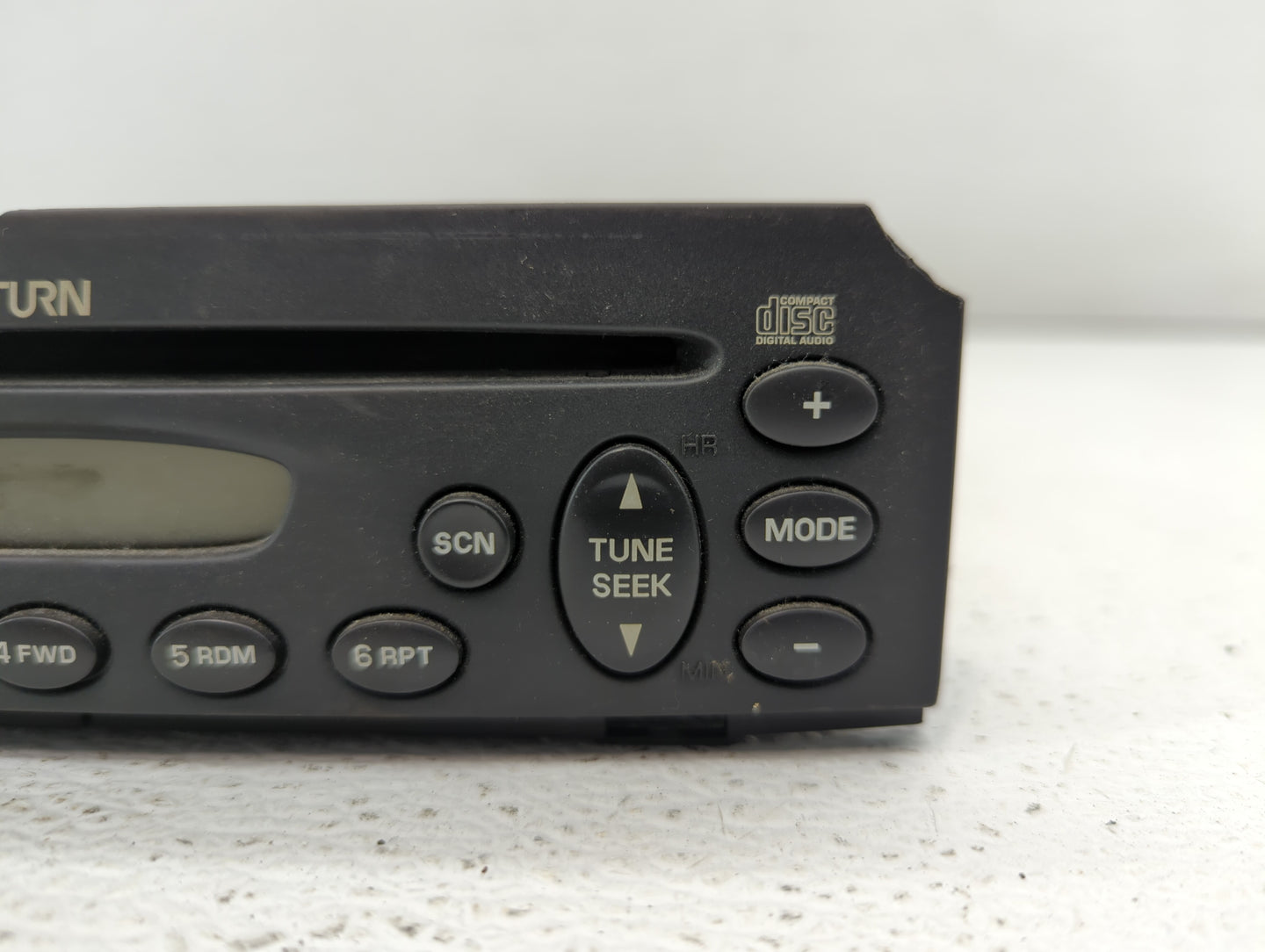 2005 Saturn Vue Radio AM FM Cd Player Receiver Replacement P/N:15219738 Fits Fits 2004 OEM Used Auto Parts - Oemusedautopart
