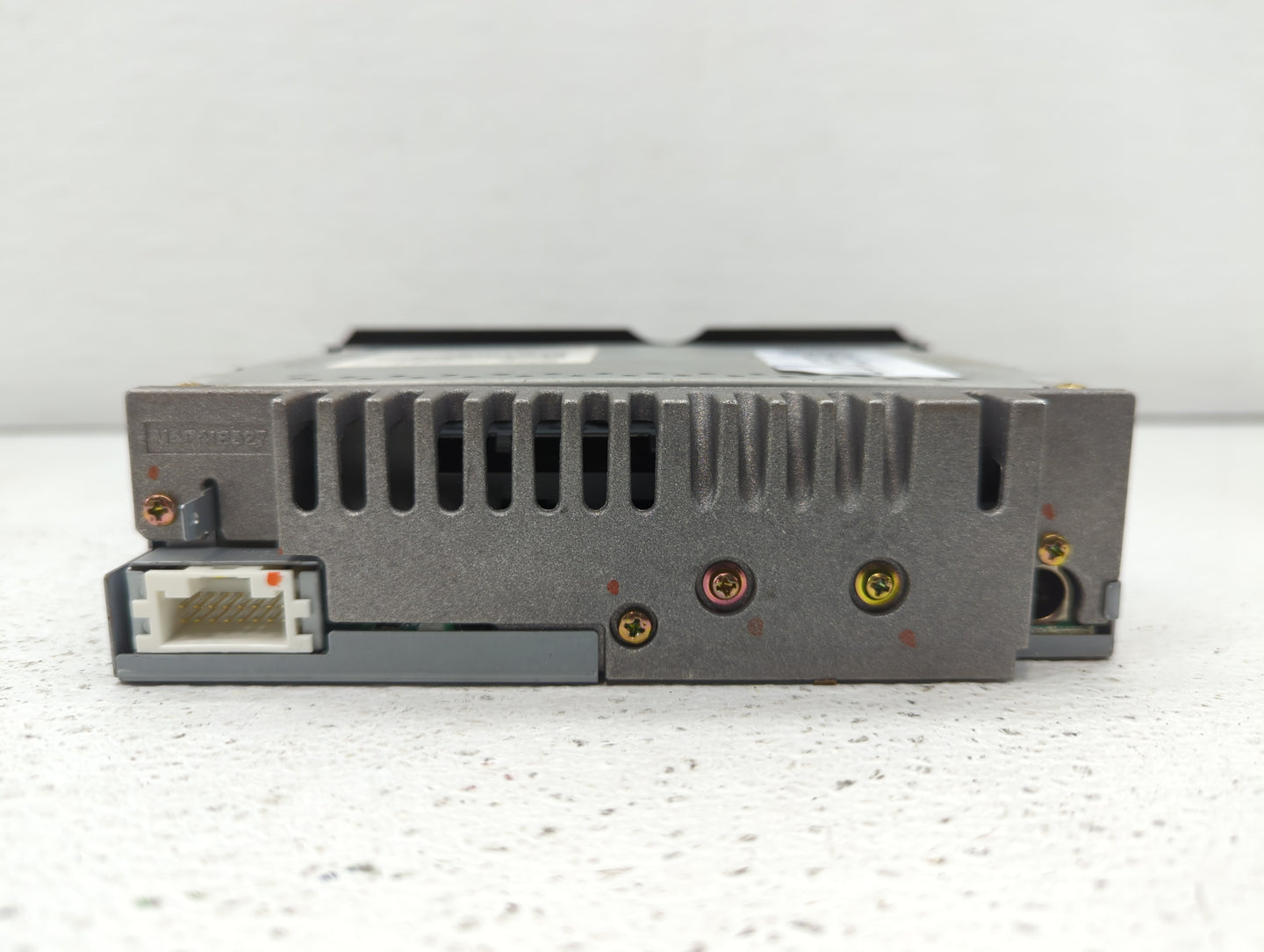 2005 Saturn Vue Radio AM FM Cd Player Receiver Replacement P/N:15219738 Fits Fits 2004 OEM Used Auto Parts - Oemusedautopart
