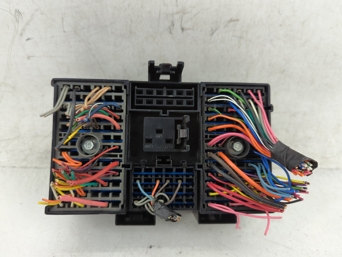 2004-2005 Saturn Vue Body Control Module Bcm Inner Cabin Fuse Box - Oemusedautoparts1.com