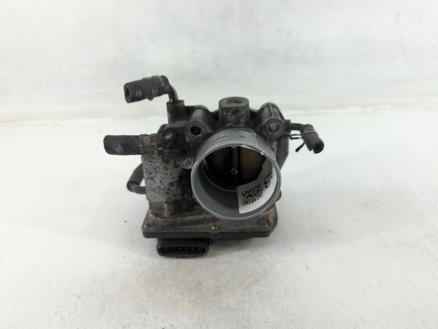 2005-2006 Scion Tc Throttle Body P/N:22030-28060 Fits Fits 2004 2005 2006 2007 OEM Used Auto Parts - Oemusedautoparts1.com