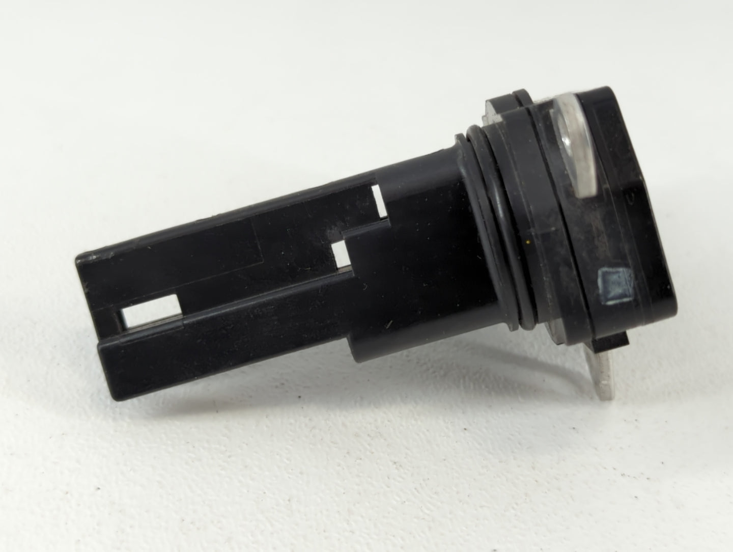 2005-2006 Scion Tc Mass Air Flow Meter Maf - Oemusedautoparts1.com