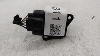 2004-2006 Scion Xa Mass Air Flow Meter Maf Sensor - Oemusedautoparts1.com