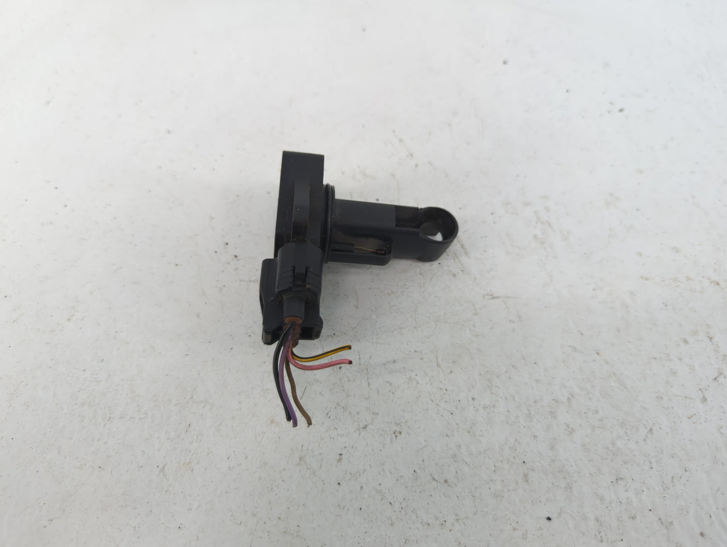 2004-2006 Scion Xa Mass Air Flow Meter Maf - Oemusedautoparts1.com