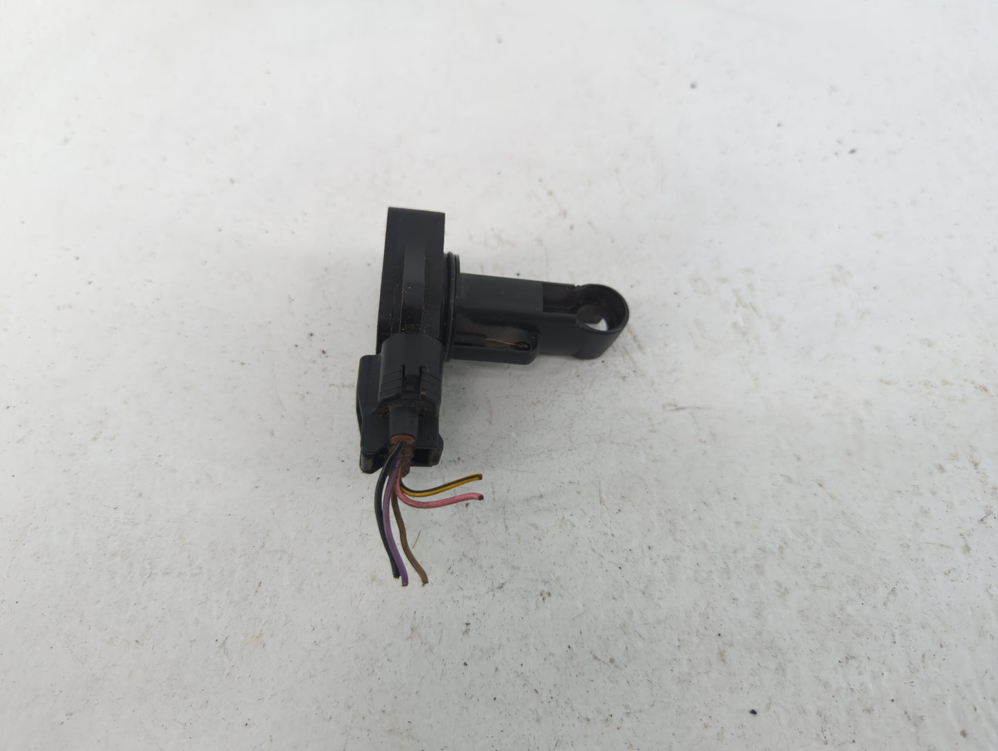 2004-2006 Scion Xa Mass Air Flow Meter Maf - Oemusedautoparts1.com