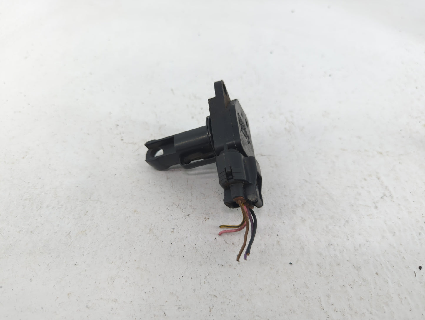 2004-2006 Scion Xa Mass Air Flow Meter Maf - Oemusedautoparts1.com
