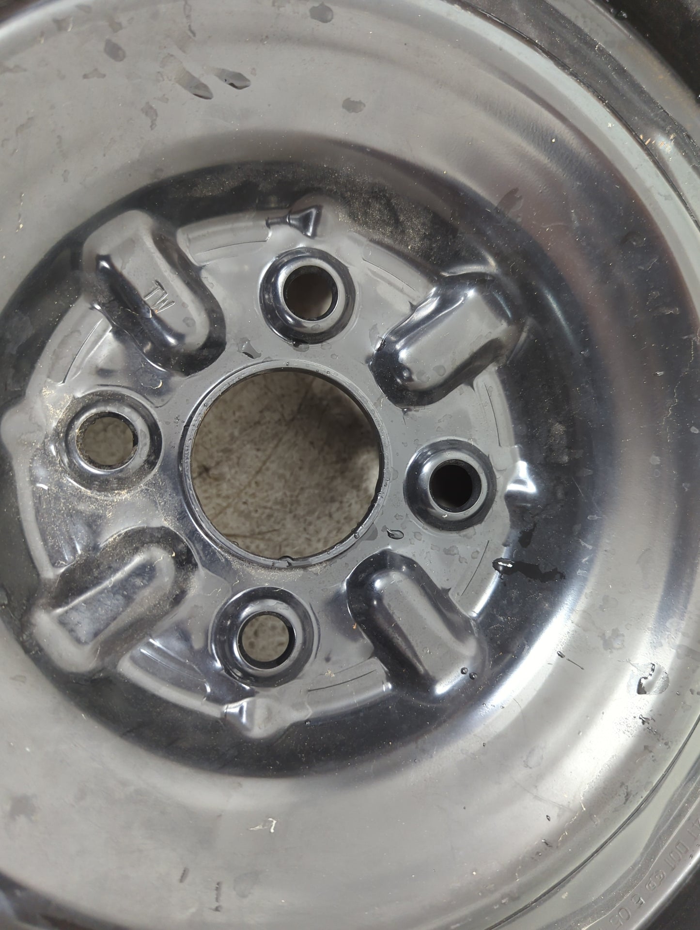 2004-2006 Scion Xb Spare Donut Tire Wheel Rim Oem 1318348 - Oemusedautoparts1.com