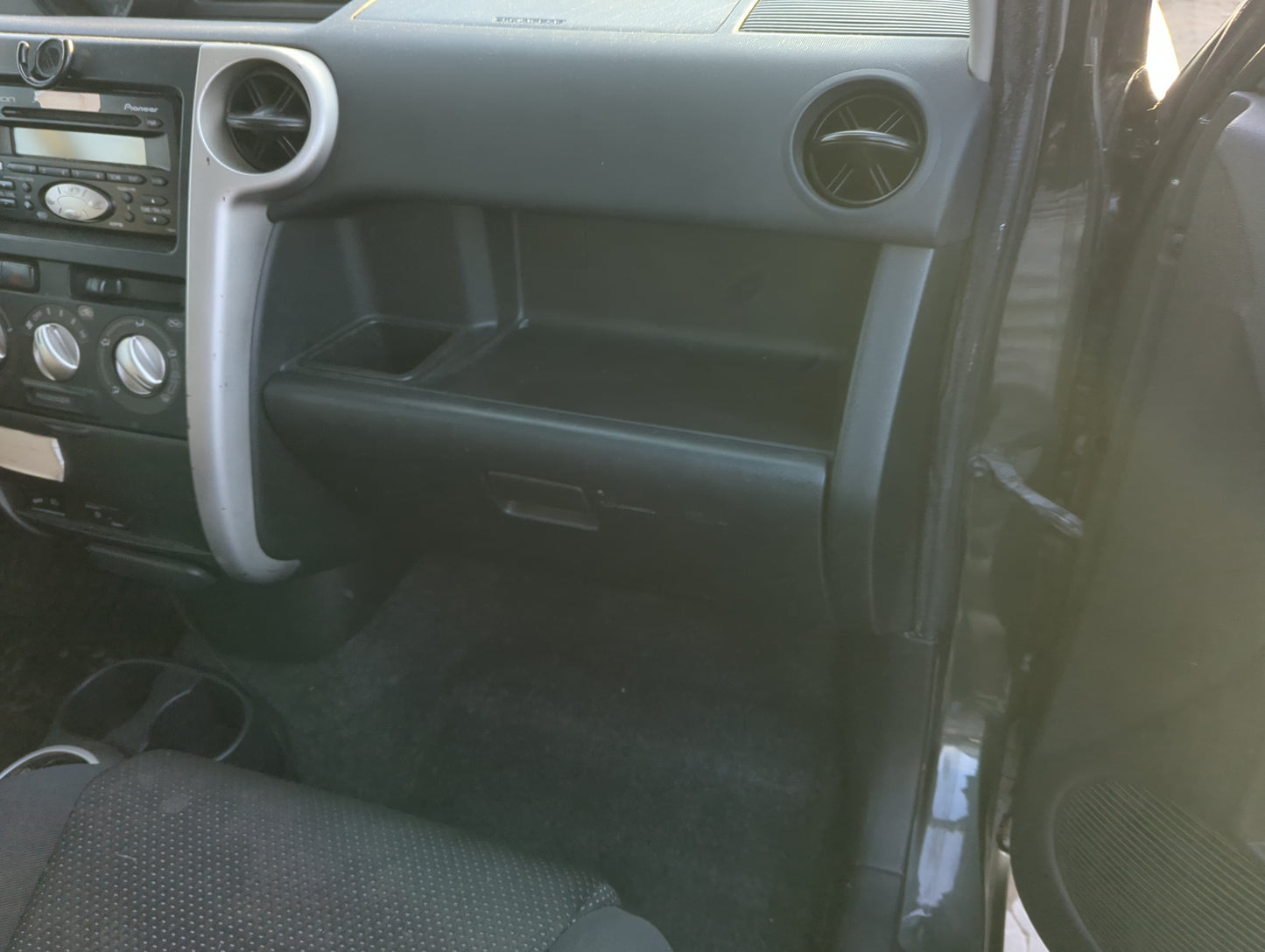 2005 Scion Xb Passenger Glove Box Door Storage Compartment - Oemusedautoparts1.com