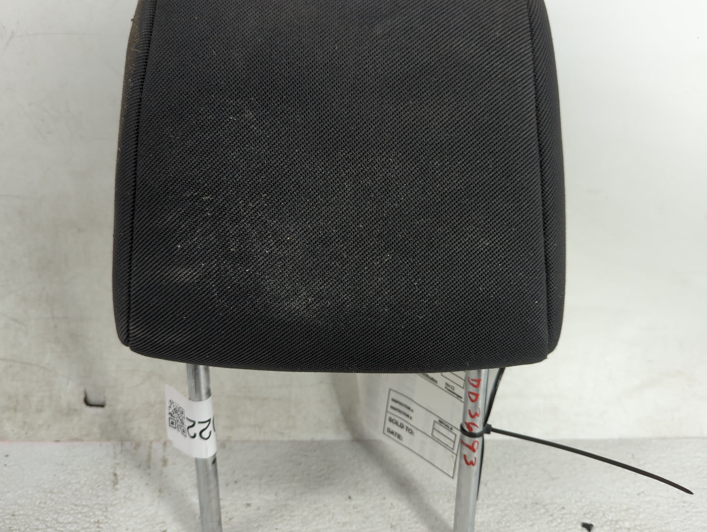 2005-2005 Scion Xb Headrest Head Rest Front Driver Seat Black - Oemusedautoparts1.com
