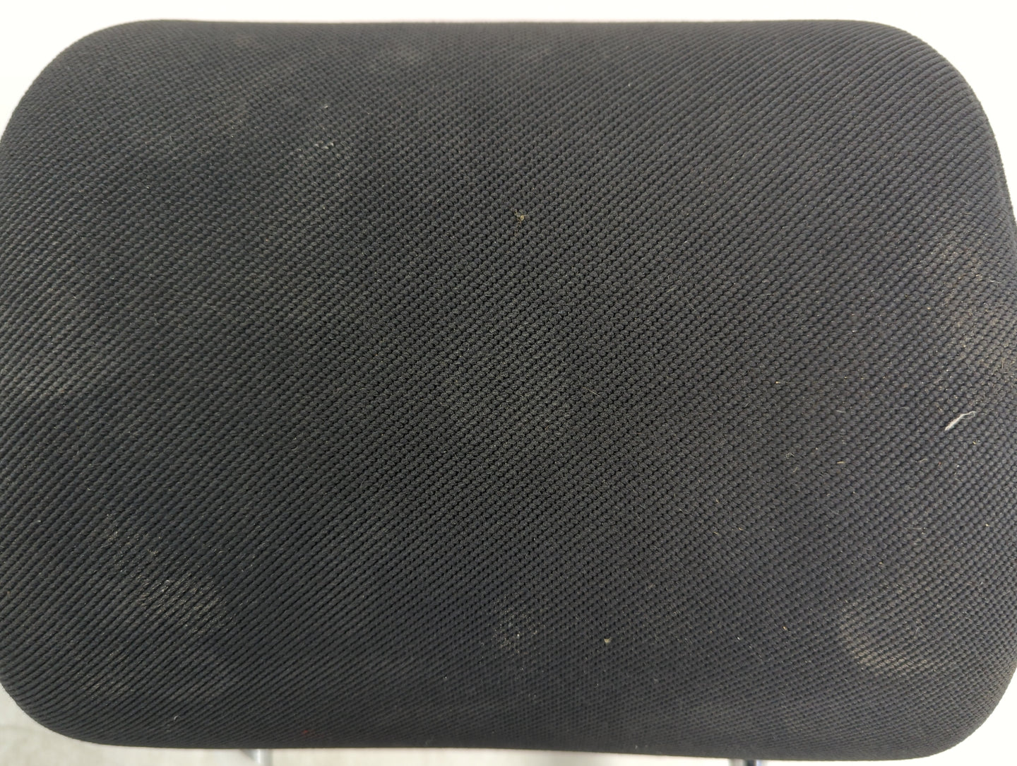 2005-2005 Scion Xb Headrest Head Rest Front Driver Seat Black - Oemusedautoparts1.com