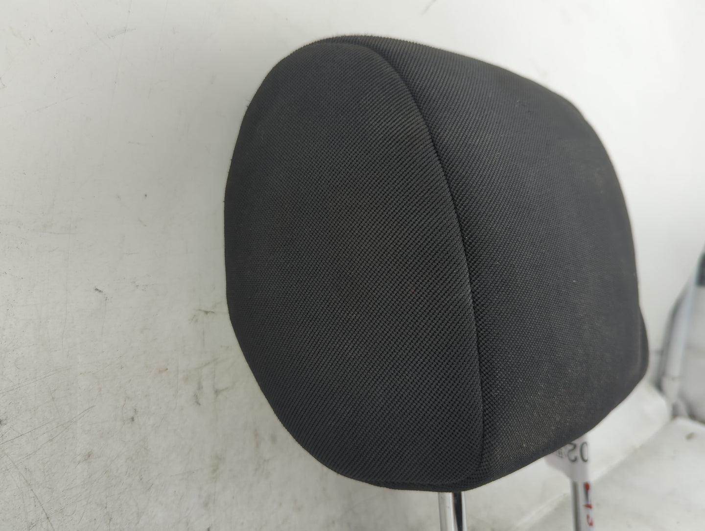 2005-2005 Scion Xb Headrest Head Rest Front Driver Seat Black - Oemusedautoparts1.com