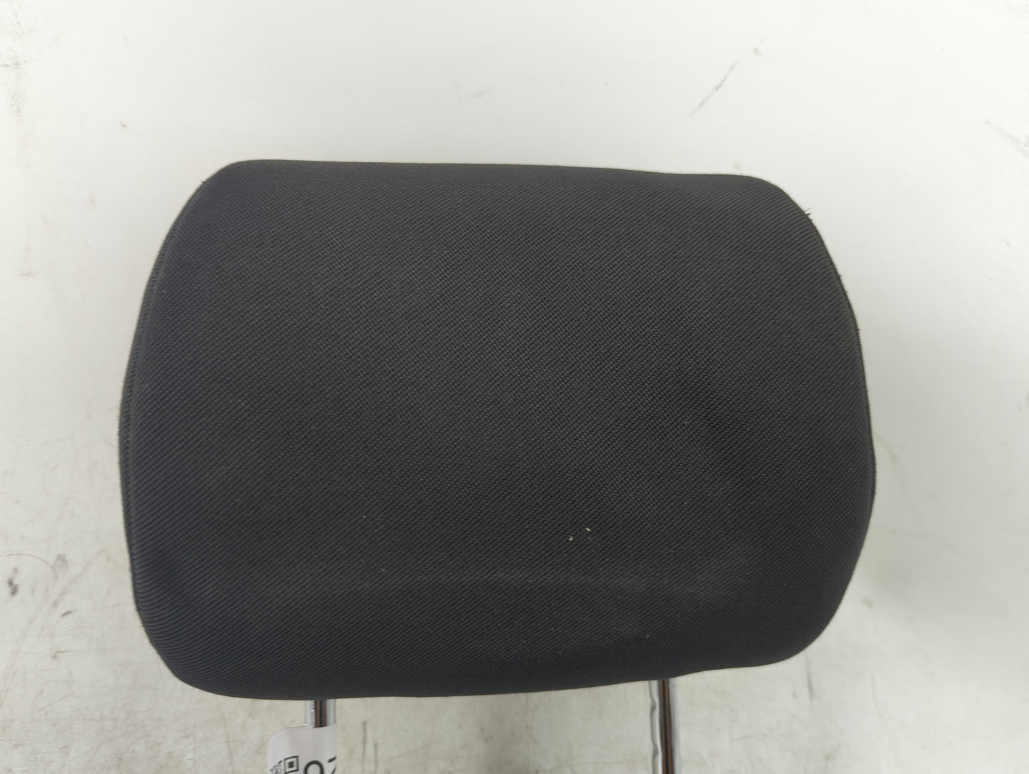 2005-2005 Scion Xb Headrest Head Rest Front Driver Seat Black - Oemusedautoparts1.com