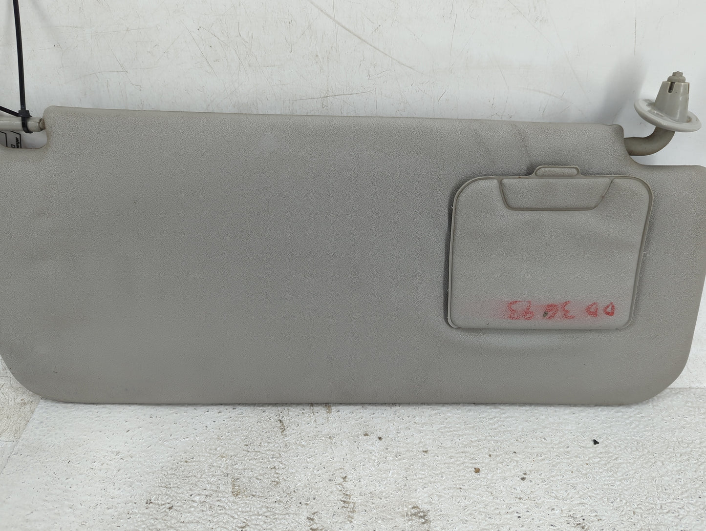 2004-2006 Scion Xb Sun Visor Shade Replacement Passenger Right Mirror Fits Fits 2004 2005 2006 OEM Used Auto Parts - Oemused